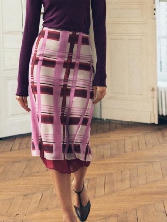 Zara Dresses & Skirts - Zara Pink and Burgundy  midi skirt